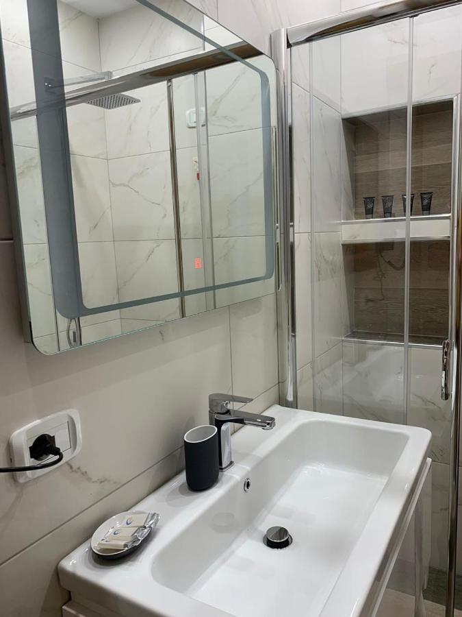 Hotel Kristera Vlorë Eksteriør bilde