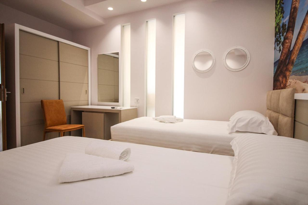 Hotel Kristera Vlorë Eksteriør bilde