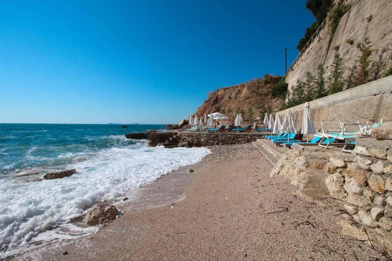 Hotel Kristera Vlorë Eksteriør bilde